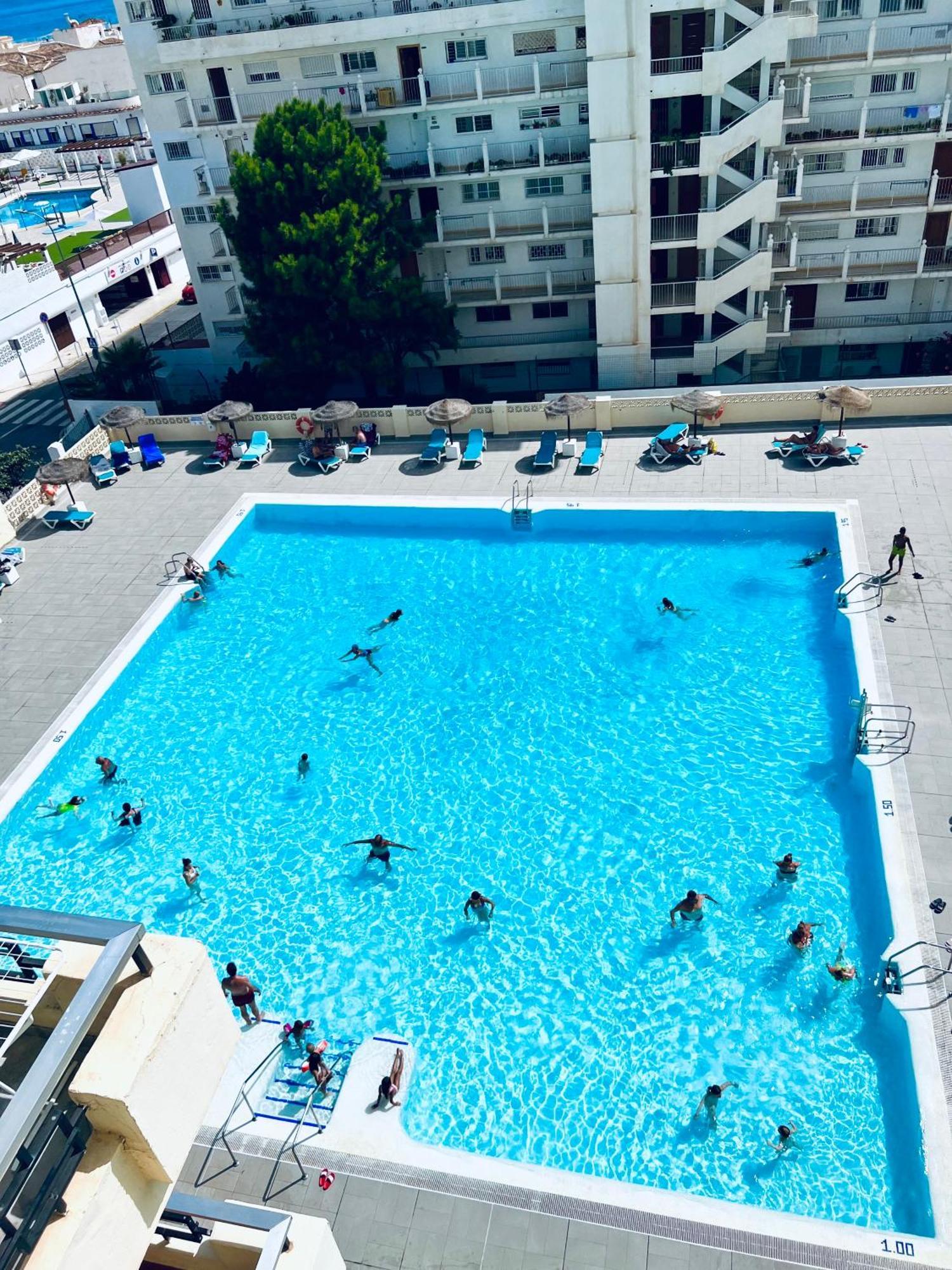 Апартаменти Torremolinos Carihuela Nucleo Cristal Екстер'єр фото